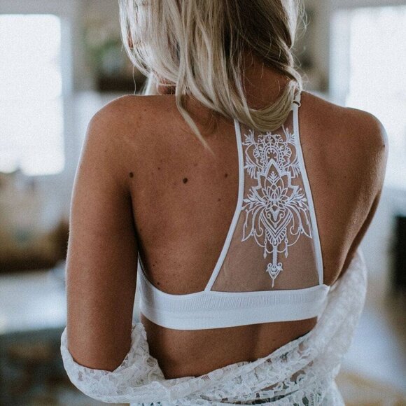 NWT THREE BIRD NEST Lace Tattoo Bralette White Size XS/S - Picture 1 of 3